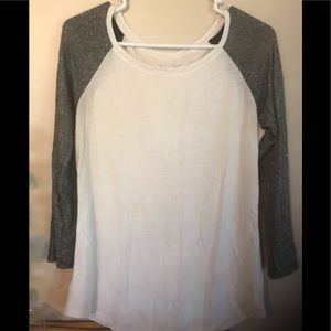 American Eagle women’s shirt